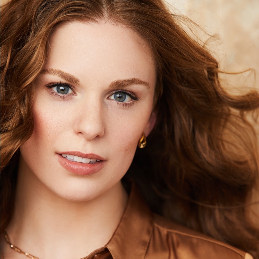 Meet your Posher, Courtney